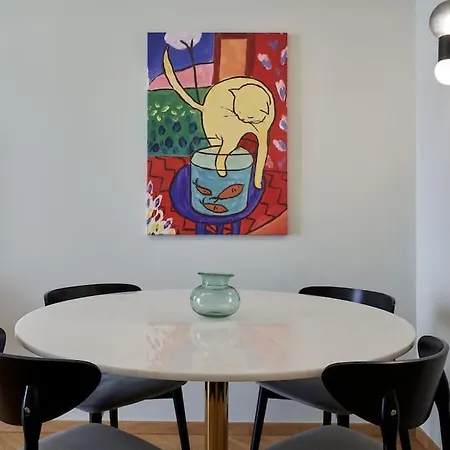 Apartment Little Gem: Modern Urban Retreat Athens