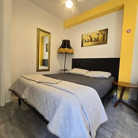 Great 35 Sq M On 1st Floor In Bohemian Psyri In Athens' Historic Center-in Vivo * Athens