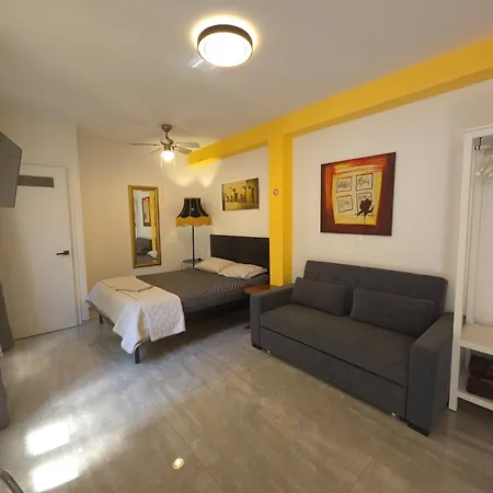 Great 35 Sq M On 1st Floor In Bohemian Psyri In Athens' Historic Center-in Vivo Apartment