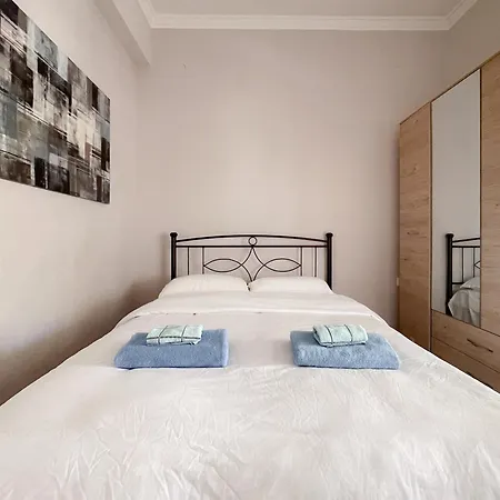 Apartment 2-bedroom Winter Athens