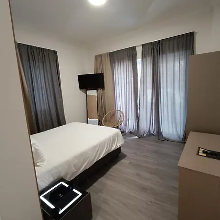 Apartahotel Celia 2*