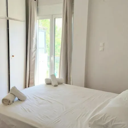 Sunny In Acropolis Apartman