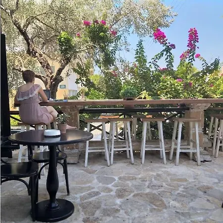 Elterra 6 Sunshine Apartment Athens