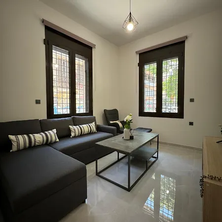 Akropolis Urban Retreat By Kozy Koala Apartment *