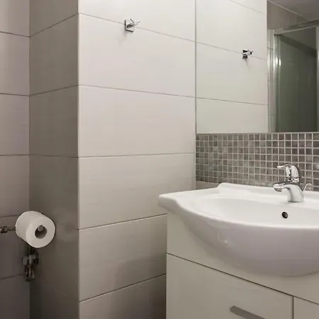 Flat In Historic Center @ipitou Str Apartment Athens