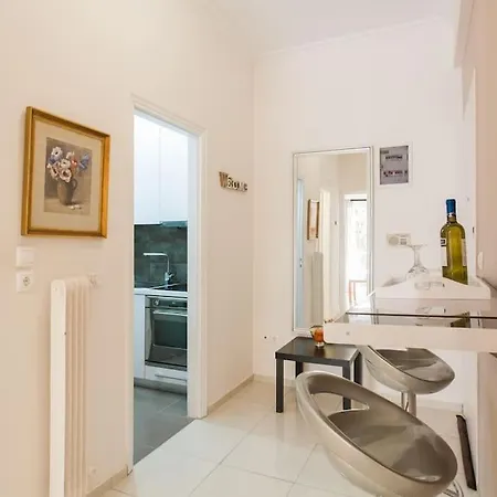 Apartment Flat In Historic Center @ipitou Str Athens