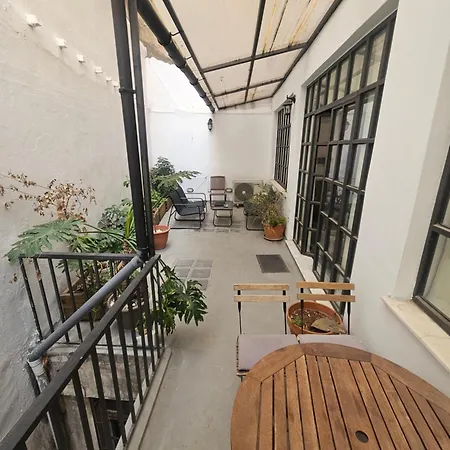 Fashionable Base In In The Old Tailor Factory