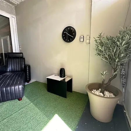 A Bright Art House With Parking Near Oaka For A Short * Athens