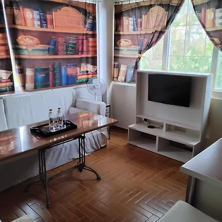 Peaceful Oasis Apartment *