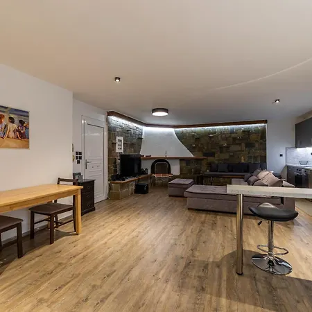 Hephaestus Glifada Apartment Athens