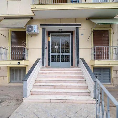 Cozy For 3 Persons Apartment Athens