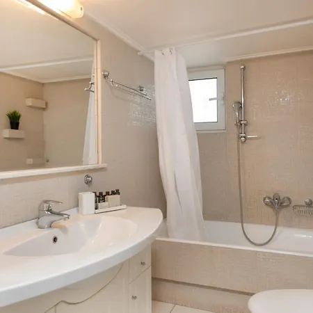 Modern Escape 2br In Glyfada By Upstreet Athens