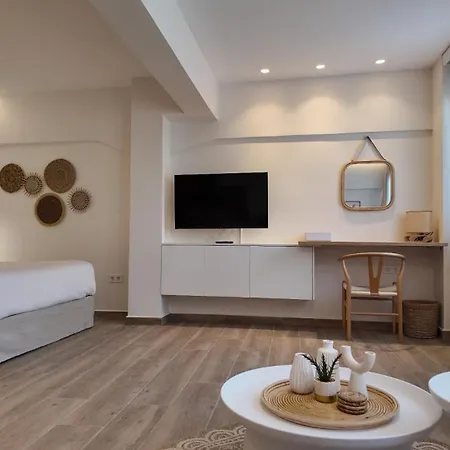 Euphoria Apartment *
