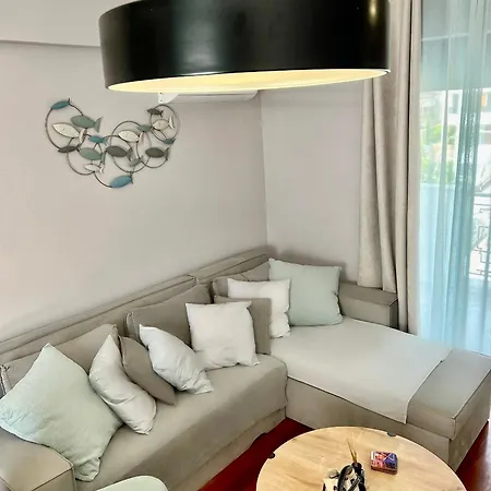 Apartman Brand New Brilliant At Athenian Riviera *