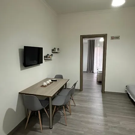 Apartment Kris Boy *