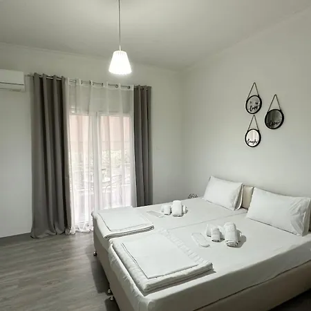 Kris Boy Apartment *