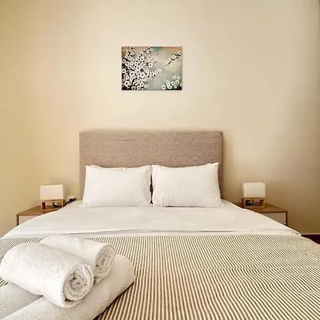 The Koukaki Urban Escape Apartment