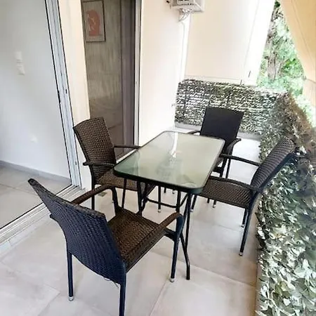Wonderful Flat In Kavouri Athens