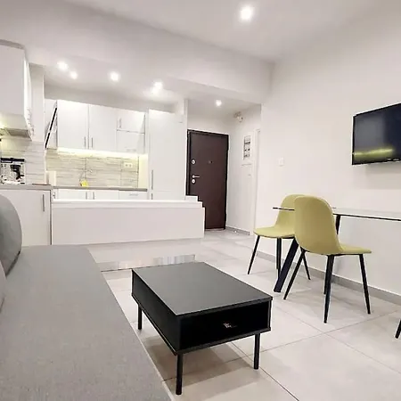 Apartment Wonderful Flat In Kavouri