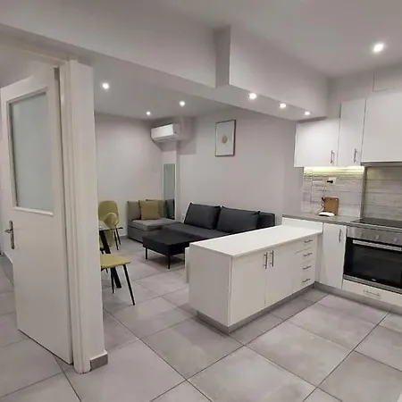 Wonderful Flat In Kavouri Apartment Athens