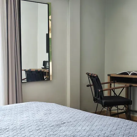 Candia Hotell 4*
