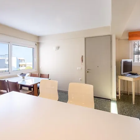 Beachside Apartment