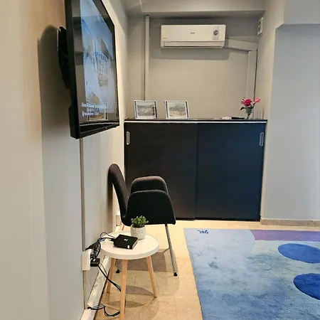 Diocharous Garden Apartment