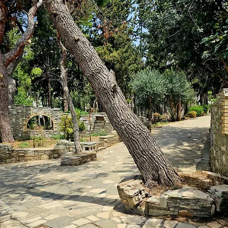 Diocharous Garden Apartment