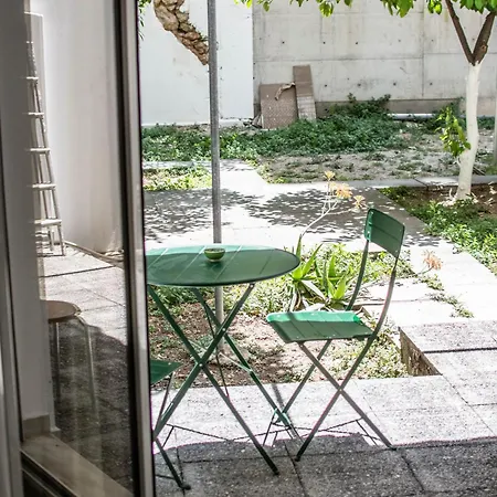 Apartment Aris Patisia *