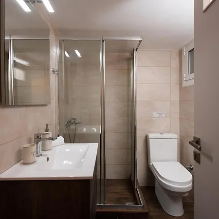 Acropolis Amazing View: One-bedroom Gem *