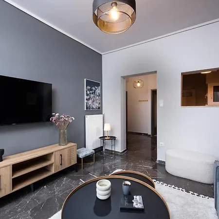 Apartment Acropolis Amazing View: One-bedroom Gem *