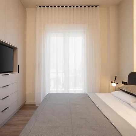 Modern Apartament Atena