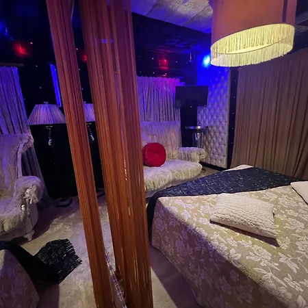 Ξενοδοχείο Xcite Salem 3*