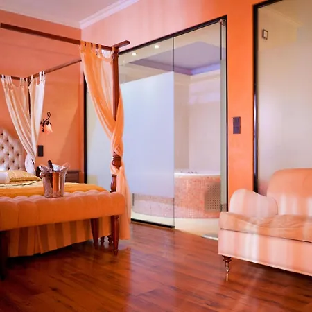 Anastazia Luxury Suites&spa 2*