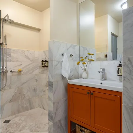 Plano Apartment