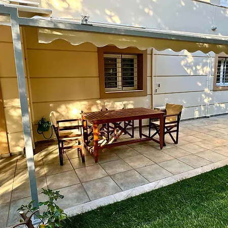 Garden House Near The Holiday home