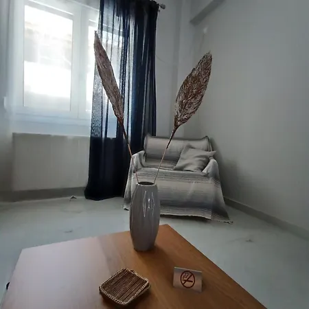Luxury & Spacious In Διαμέρισμα