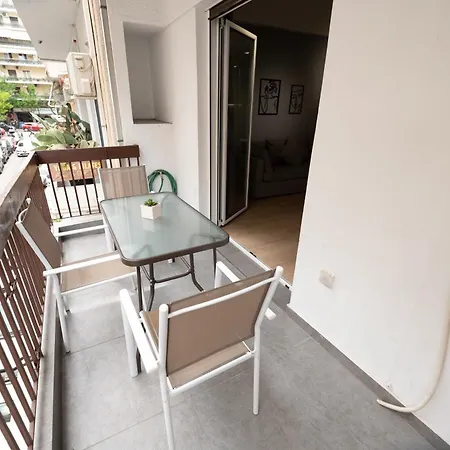 Apartment Spacious 3br In Pagkrati *