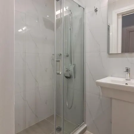 Leochares Lifestyle - Self Check-in Apartment *