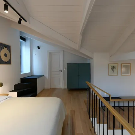Boutique Archaeological Museum Apartment