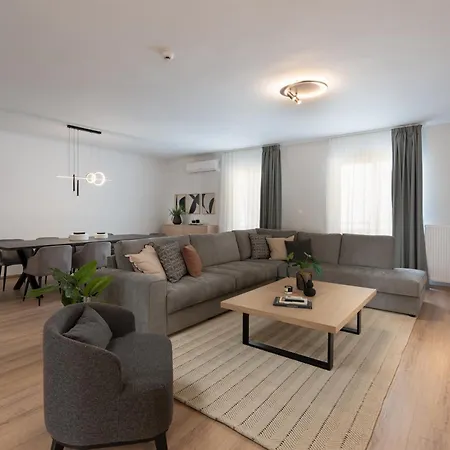 Apartment Seven Hills, Boutique *