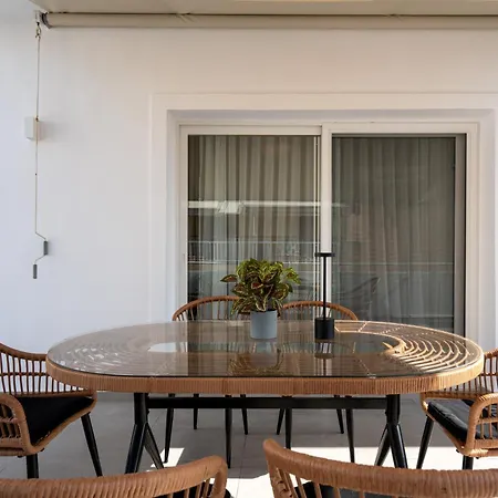 Seven Hills, Boutique Apartment