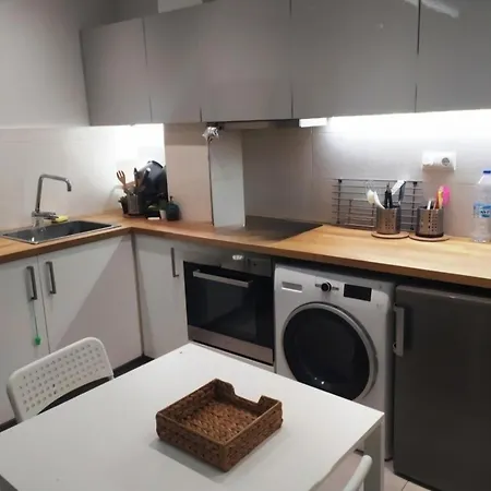 Apartment Cozy At King George Str Pagkrati