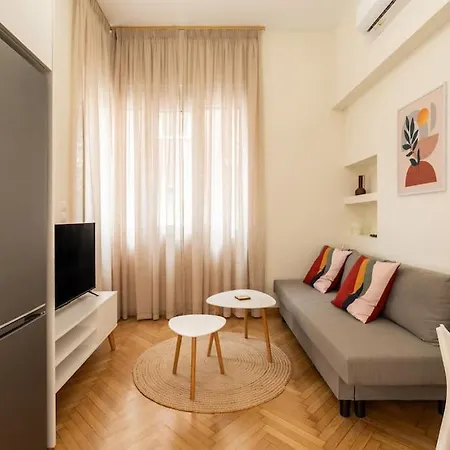 Apartment Modern Next To Metro Panepistimio *