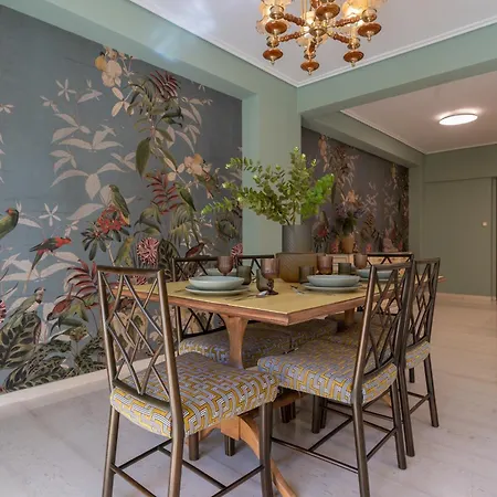 Elegant Escape 2br Ba Sunny Athens