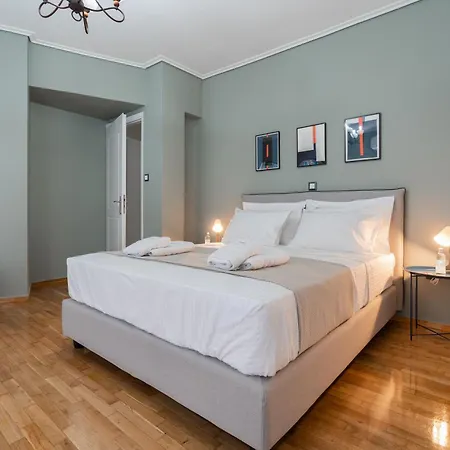 Elegant Escape 2br Ba Sunny Apartment Athens