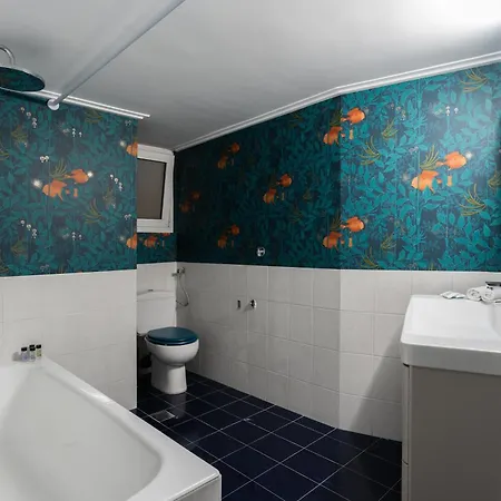 Elegant Escape 2br Ba Sunny Apartment Athens