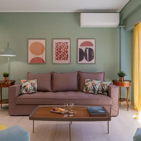 Elegant Escape 2br Ba Sunny Athens