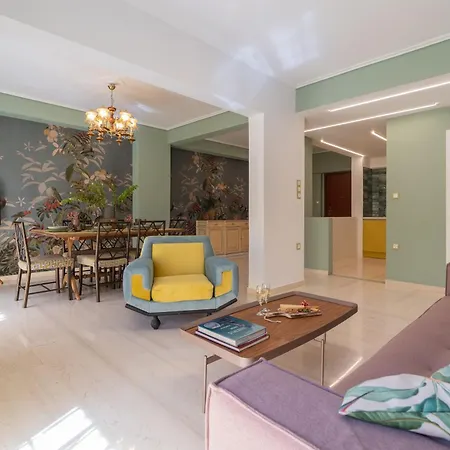 Elegant Escape 2br Ba Sunny Apartment