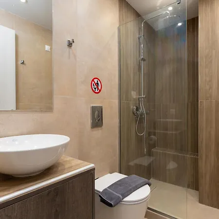 Apartment Elegant Zen 2br In Athens